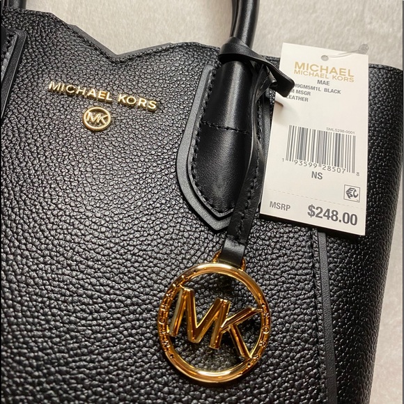 COPY - Michael Kors Black Handbag - Picture 2 of 3